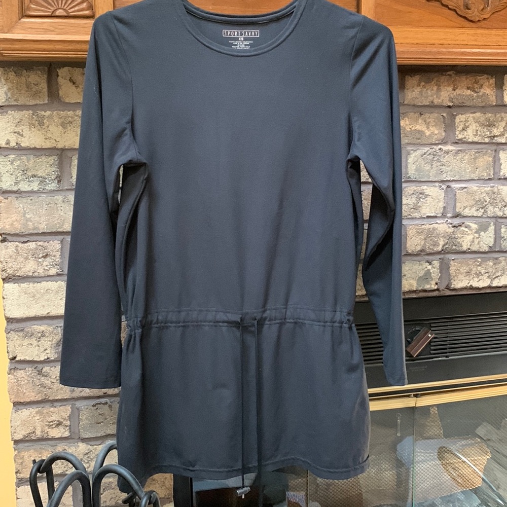 Black sports savvy long sleeved top with waist tie xsmall